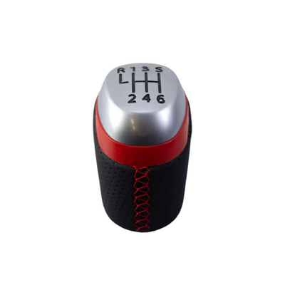 Pommeau de vitesse Kadjar, de couleur noir et rouge en 6 vitesses.