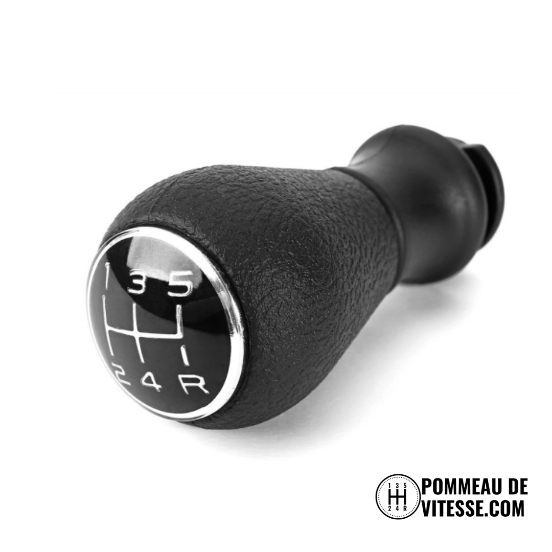 Pommeau de vitesse Citroën C3 de couleur noir et chrome.