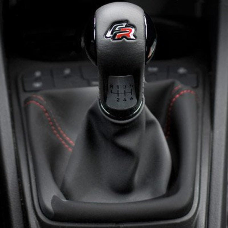 Pommeau de vitesse Seat.