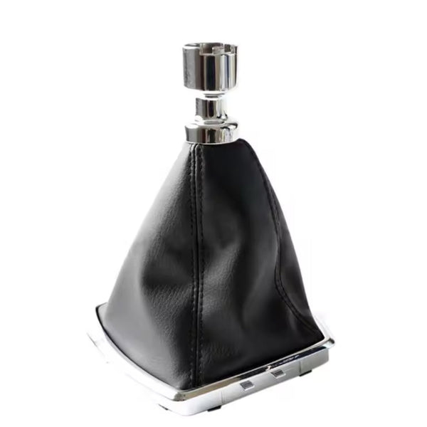 Soufflet levier de vitesse Ford C MAX de couleur noir et chrome.