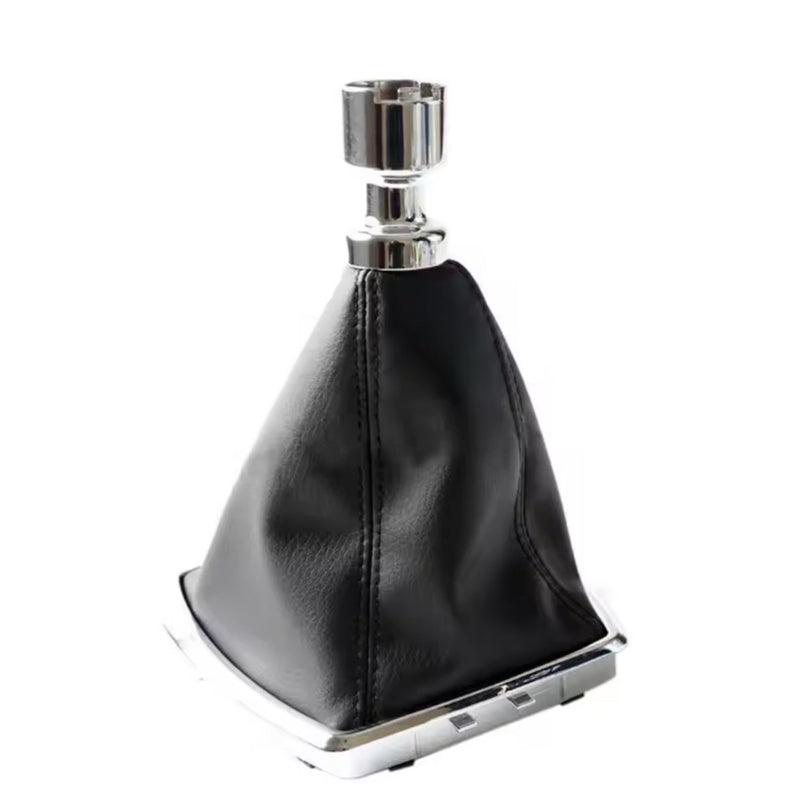 Soufflet levier de vitesse Ford C MAX de couleur noir et chrome.