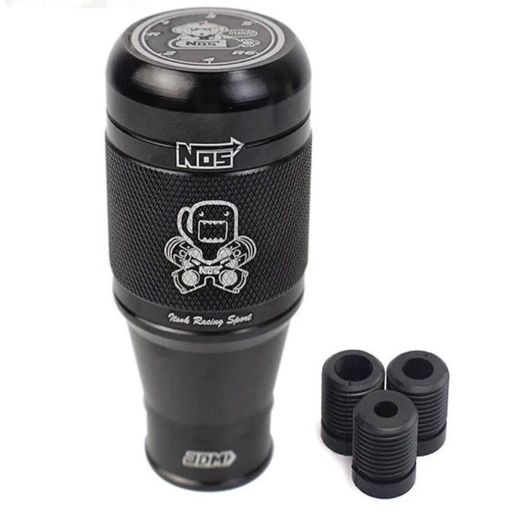 Pommeau de vitesse tuning de couleur noir avec ses 3 adaptateurs.