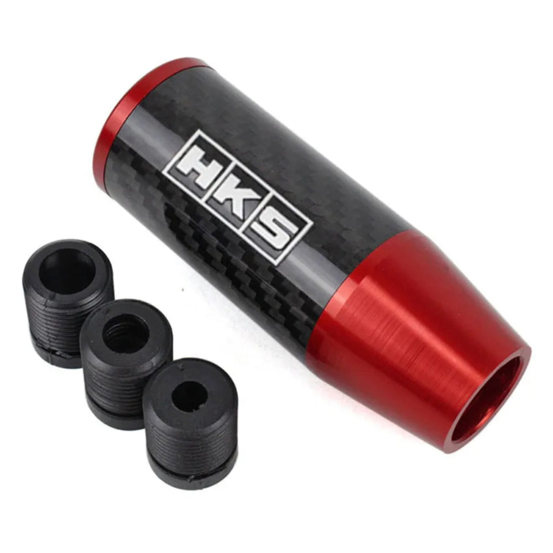 Pommeau de vitesse tuning HKS couleur noir et rouge avec adaptateur.