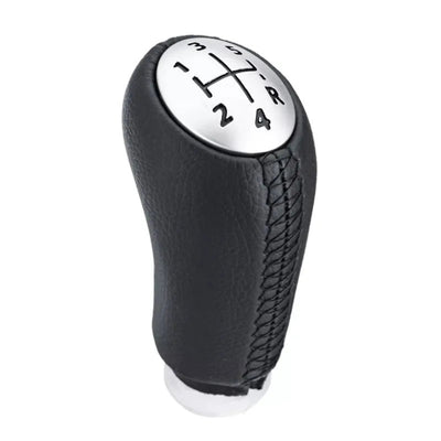 Pommeau Renault modus pour boîte 5 vitesse de couleur noir avec couture noire.