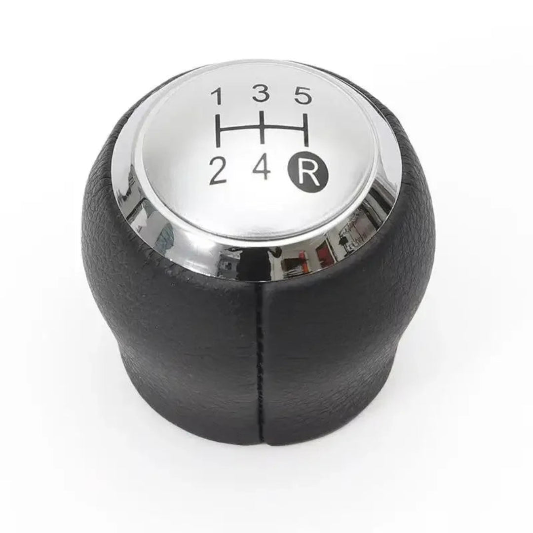 Pommeau de vitesse pour rav4 de couleur gris et pour boîte 5 vitesses.