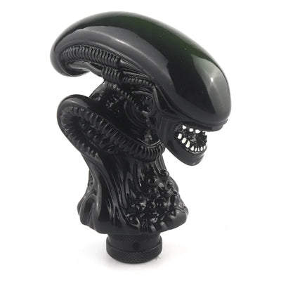 Pommeau de vitesse original Alien, de couleur noir.