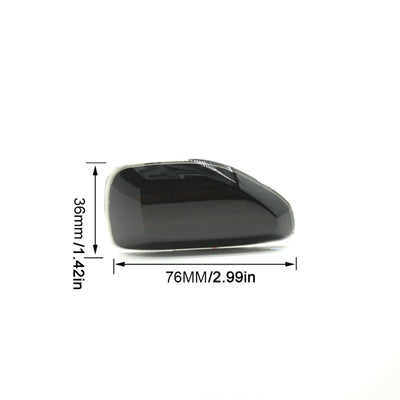 Répétiteur latéral Dacia fumé noir vu de côté, 76 mm de long et 36 mm de haut