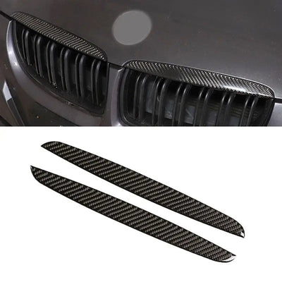 Baguette calandre carbone BMW E90 : les deux sourcils et leur pose sur les doubles haricots
