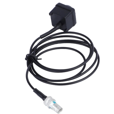 Caméra de recul Chevrolet Colorado et son câble coaxial à connecteur vissé