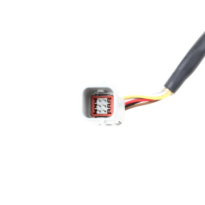 Connecteur six voies à coque blanche et verrou rouge de la caméra de recul Chevrolet Tahoe