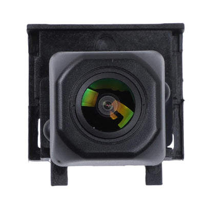 Objectif fisheye traité de la caméra de recul Toyota Hilux vu de face