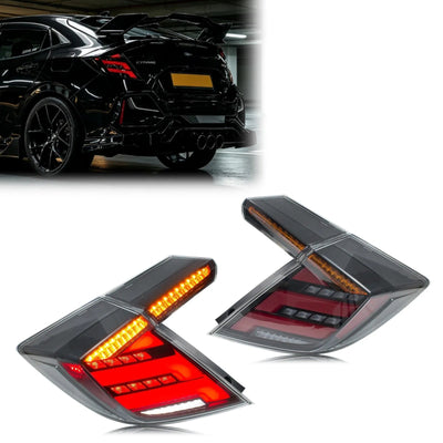 Variante à intérieur rouge des feux arrière LED Civic, sur une Type R noire