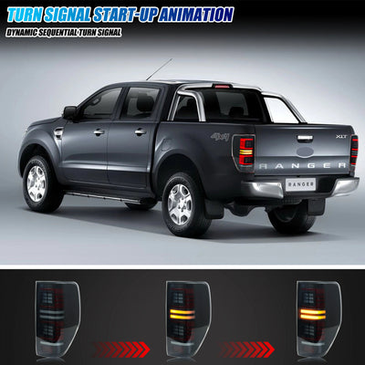 Clignotant séquentiel ambre des feux arrière LED sur un Ford Ranger XLT gris
