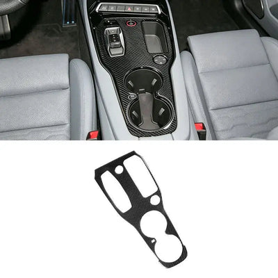 Version conduite à gauche de la garniture console centrale carbone Audi RS e-tron GT, montée et seule