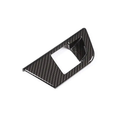 Cadre carbone du bouton de frein à main électrique Alfa Romeo Stelvio présenté seul