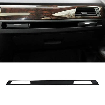 Bandeau noir laqué conduite à gauche et planche de bord BMW E90 à inserts bois