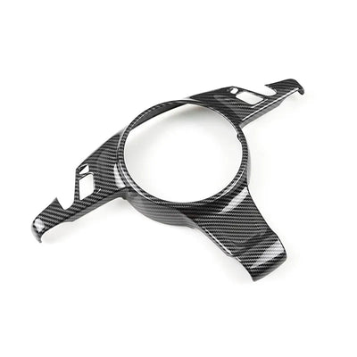 Habillage de volant aspect carbone pour Porsche Cayenne vu de biais