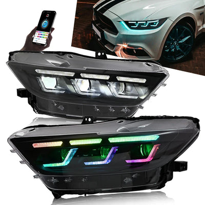 Paire de phares LED RGB Ford Mustang, l'un en blanc, l'autre en couleurs multiples