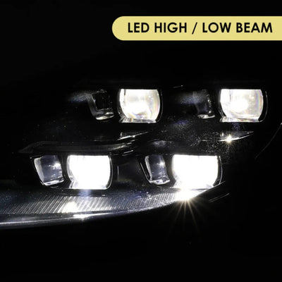Les quatre projecteurs du phare LED matrix Cayenne allumés en feux de route