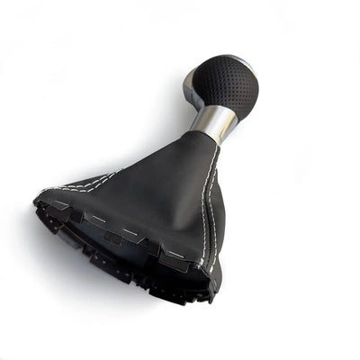 Pommeau Audi TTS boîte auto et base du soufflet avec son cadre à clips