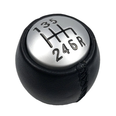 Pommeau de vitesse Alfa Romeo GT version 6 rapports, cuir noir couturé et dessus alu brossé