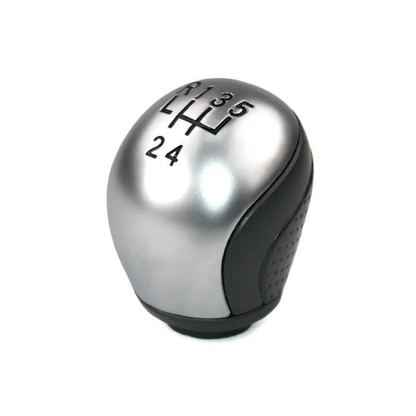 Pommeau de vitesse C4 Aircross 5 vitesses argent satiné, schéma R-1-3-5 et 2-4 gravé, flanc noir grainé