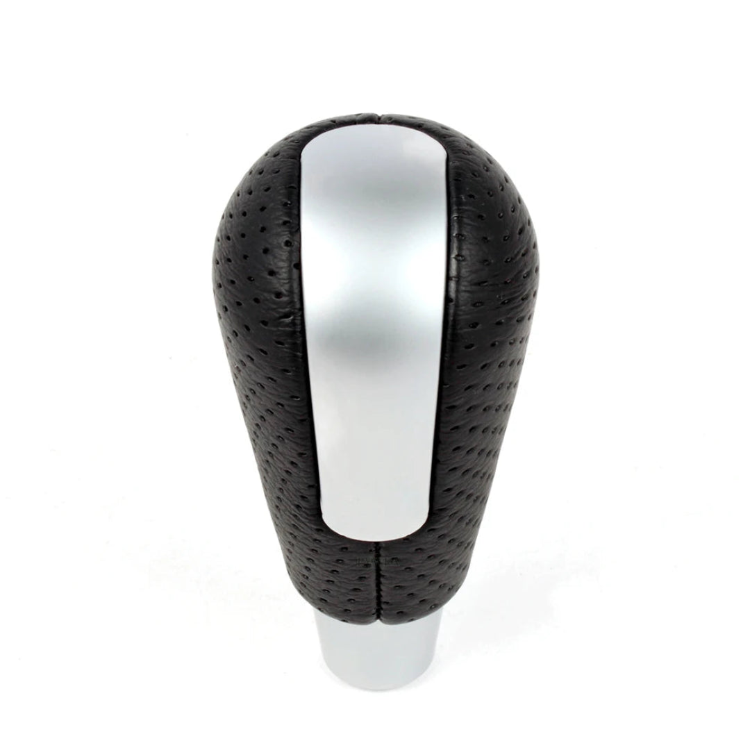 Pommeau de vitesse Mazda CX boîte automatique, cuir noir perforé et bandeau gris mat