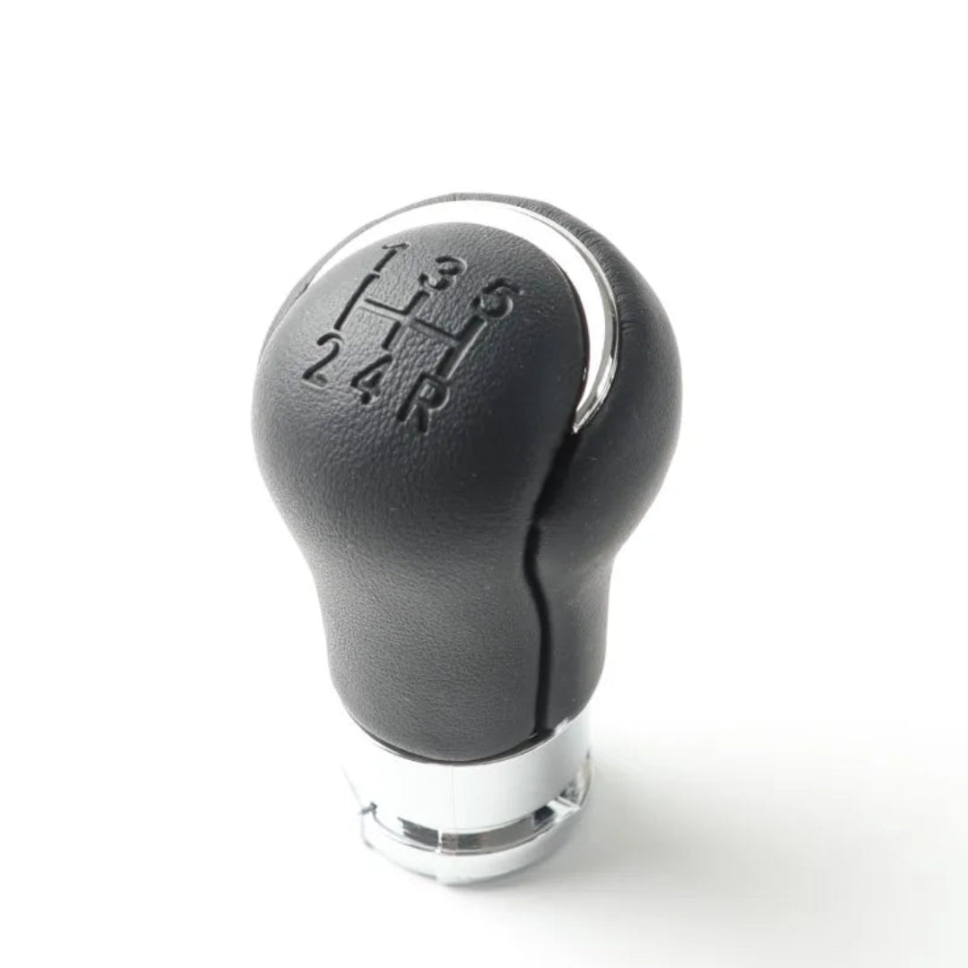 Pommeau de vitesse Toyota Hilux Revo pour boîte 5 vitesses, cuir noir et grille 1-3-5 / 2-4-R gravée