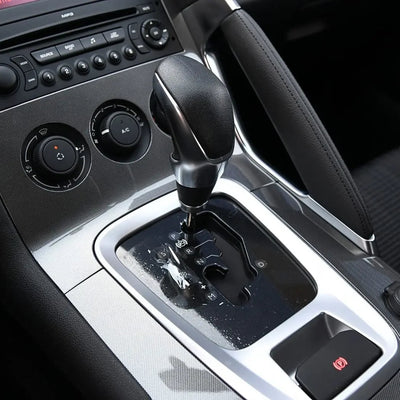 Pommeau de vitesse Peugeot 408 boîte auto installé sur levier de vitesse automatique