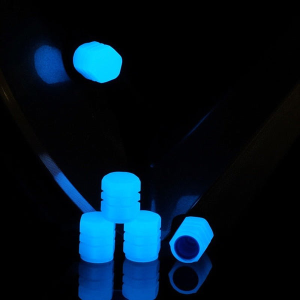 Bouchons de valve lumineux bleus photoluminescents, les quatre capuchons brillant dans l'obscurité