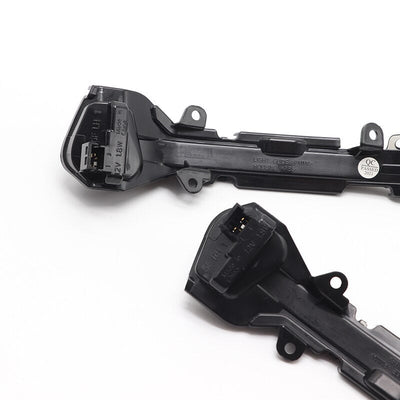 Détail des connecteurs d'origine des clignotants dynamiques Seat Ibiza 6F, montage sans coupe de fil