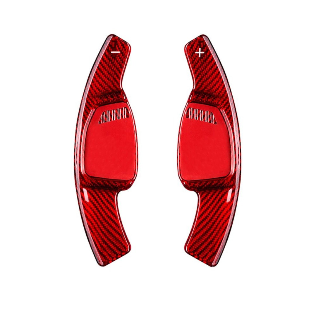 Extension palette au volant Audi RS3 RS4 RS6 de couleur rouge.
