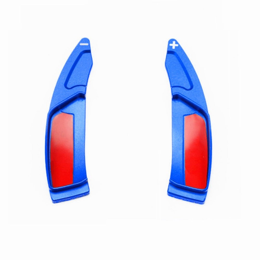 Extension de palettes au volant pour 308 GT, couleur bleu.