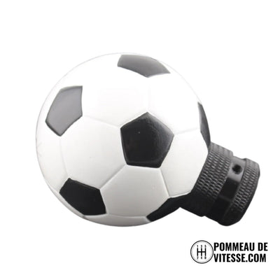 Pommeau de vitesse ballon de football vu de côté, détail des pentagones et de l'adaptateur moleté