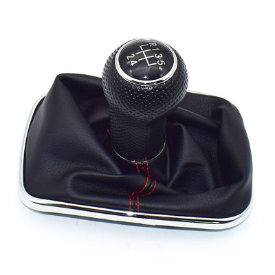Pommeau de vitesse Golf 4 avec soufflet noir à surpiqûres rouges et entourage chromé