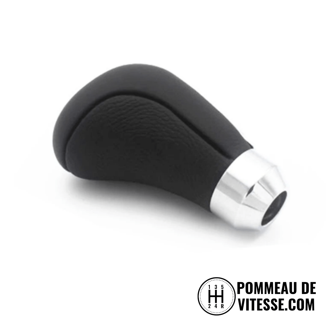 Pommeau de vitesse MOMO SK vu de dessus, cuir noir grainé et embase chromée facettée