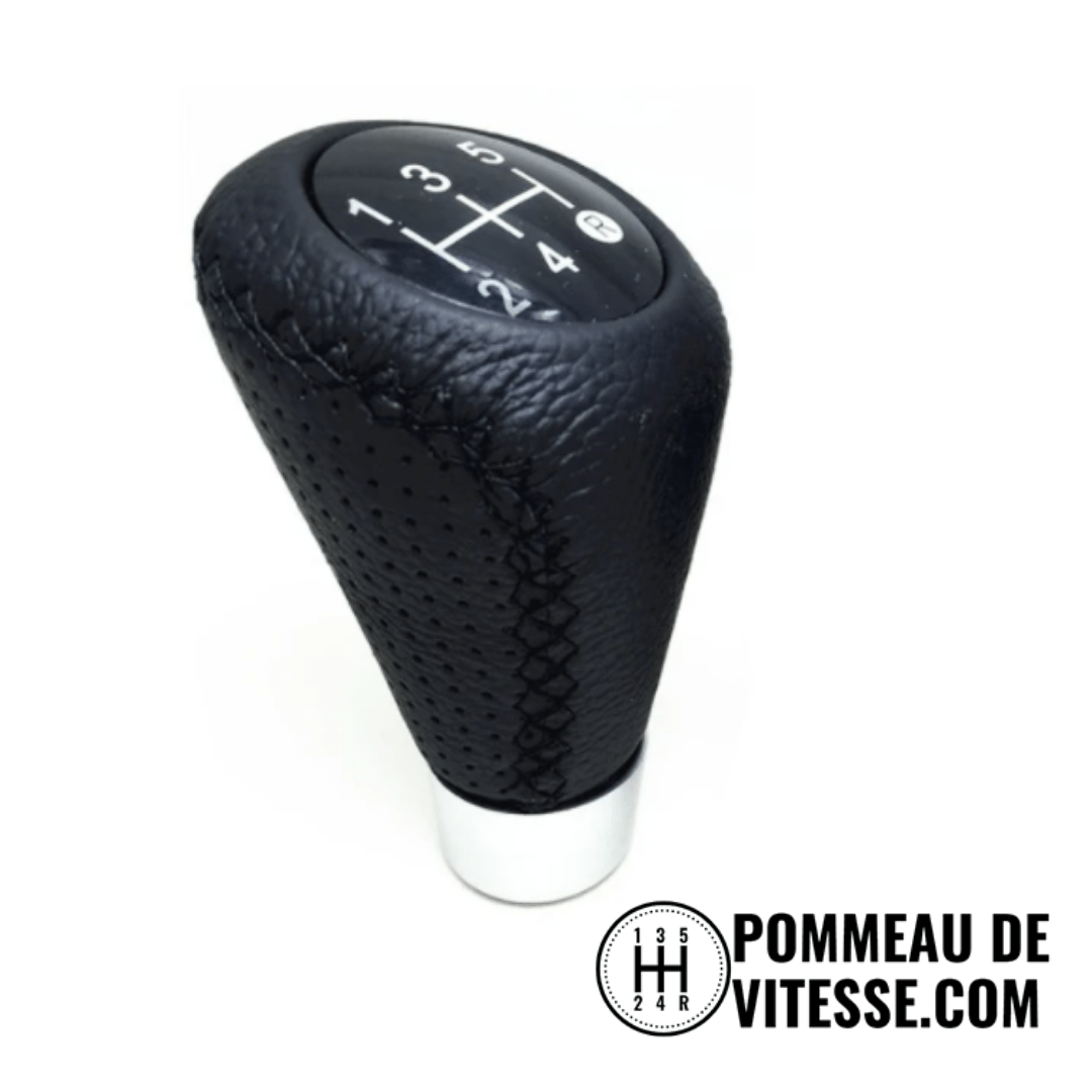 Pommeau de vitesse Nissan Navara tout noir à surpiqûres ton sur ton, pastille 5 rapports