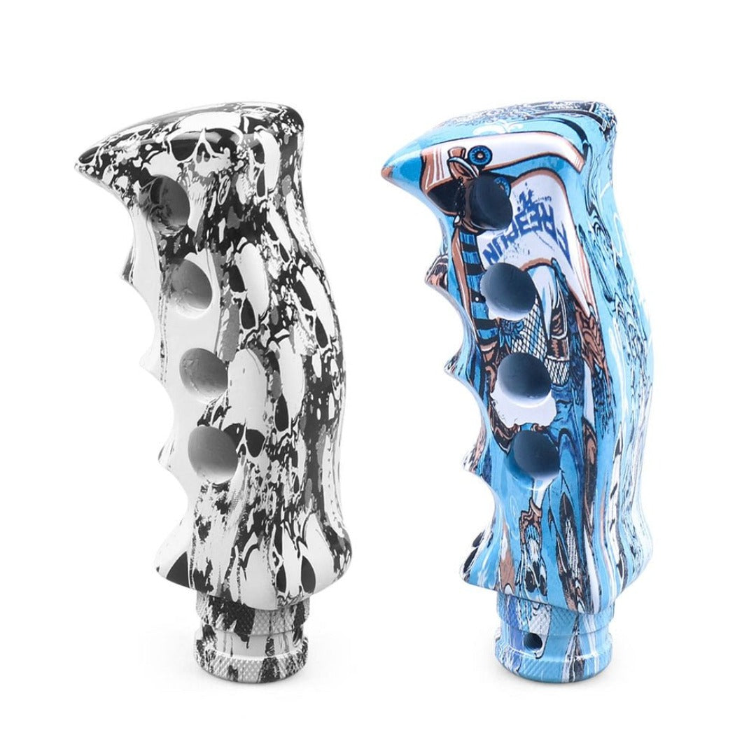 Pommeau de vitesse original P2, en forme de poigné couteau.