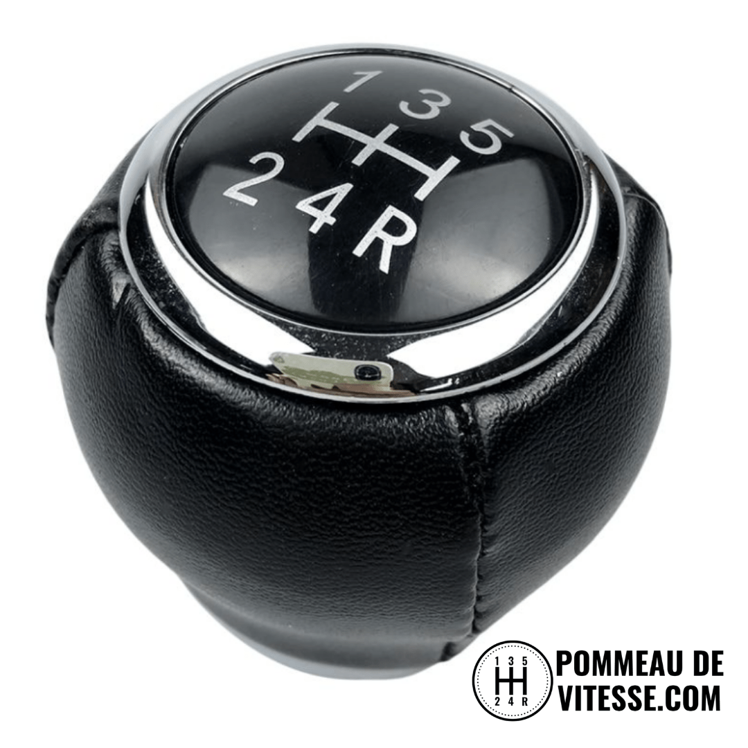 Pommeau de vitesse Subaru en cuir noir, pastille noire cerclée de chrome à grille 5 rapports