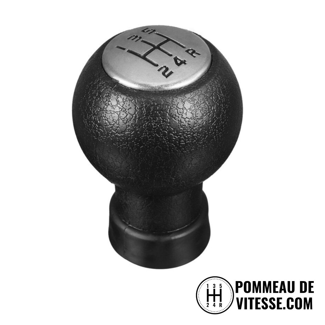 Pommeau de vitesse Suzuki Swift de couleur noir.